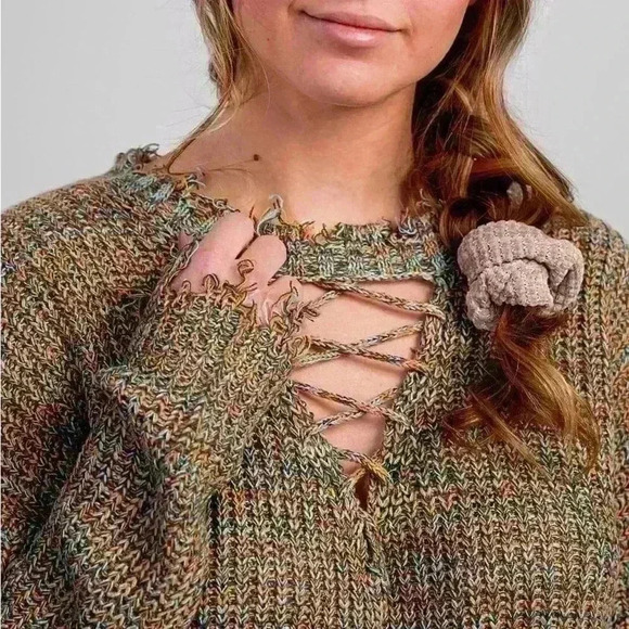 Distressed Strappy Sweater by Tiffany & Grey Size XL - Picture 4 of 11